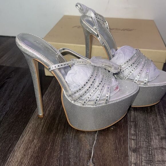 Public desire x Dolls Kill Octavia platform heel sz 9 - Picture 5 of 8